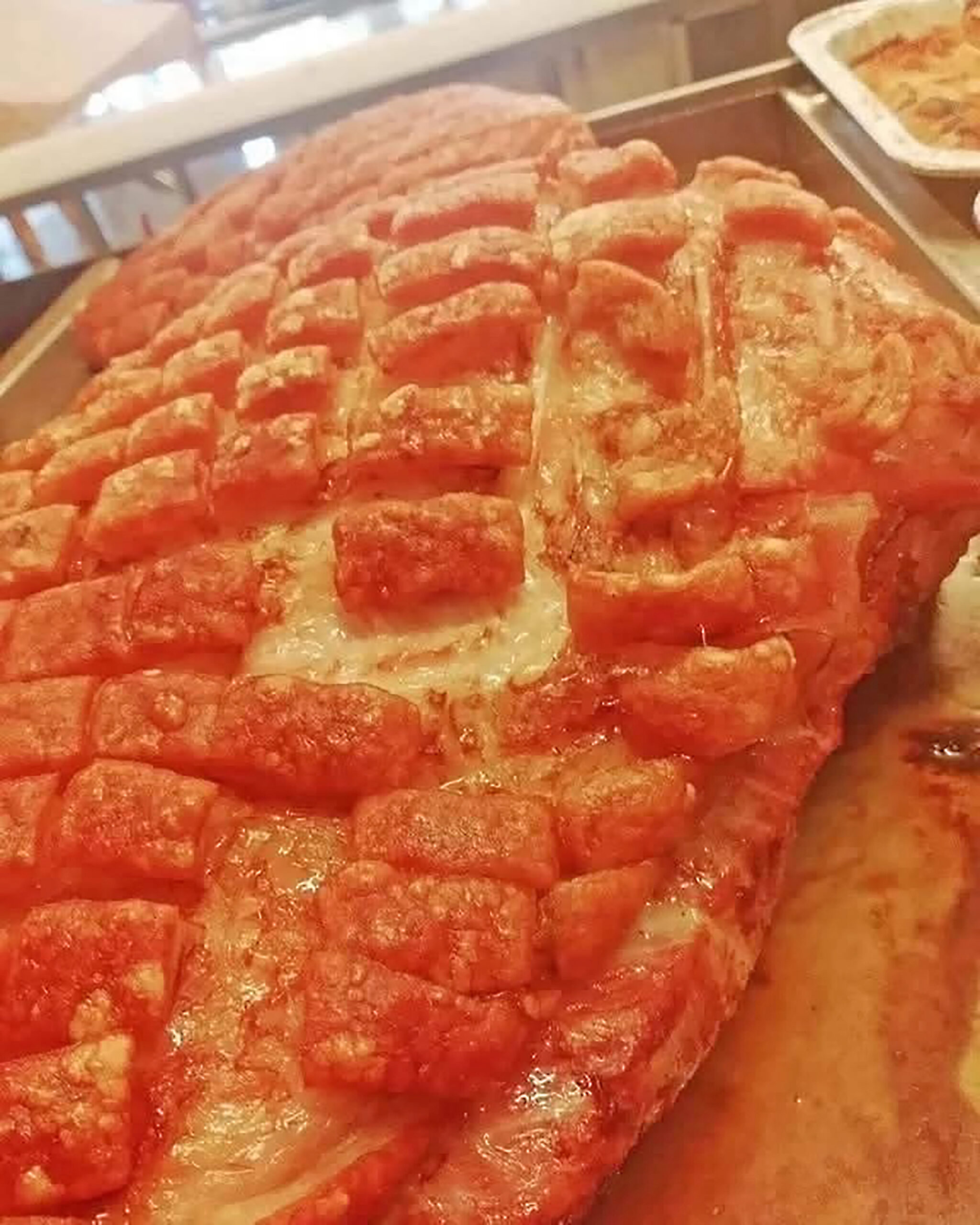 Skinkestegsmenu med flødekartofler og salater