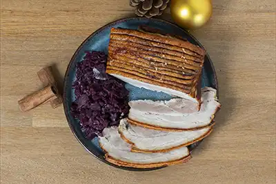 Flæske steg med sprød svær til din julefrokost fra på Suensonsvej i Frederikshavn.